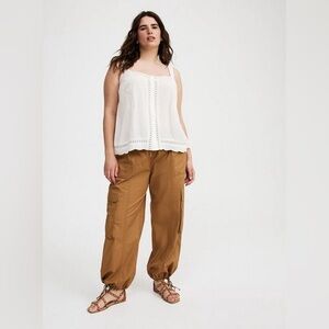 NWT Torrid Boho Embroidered Crinkle Gauze Lace Trim Cami Size 1x (14-16)